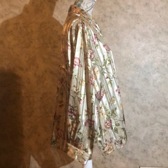 BonWorth* Woman’s Blouse - Picture 5 of 7